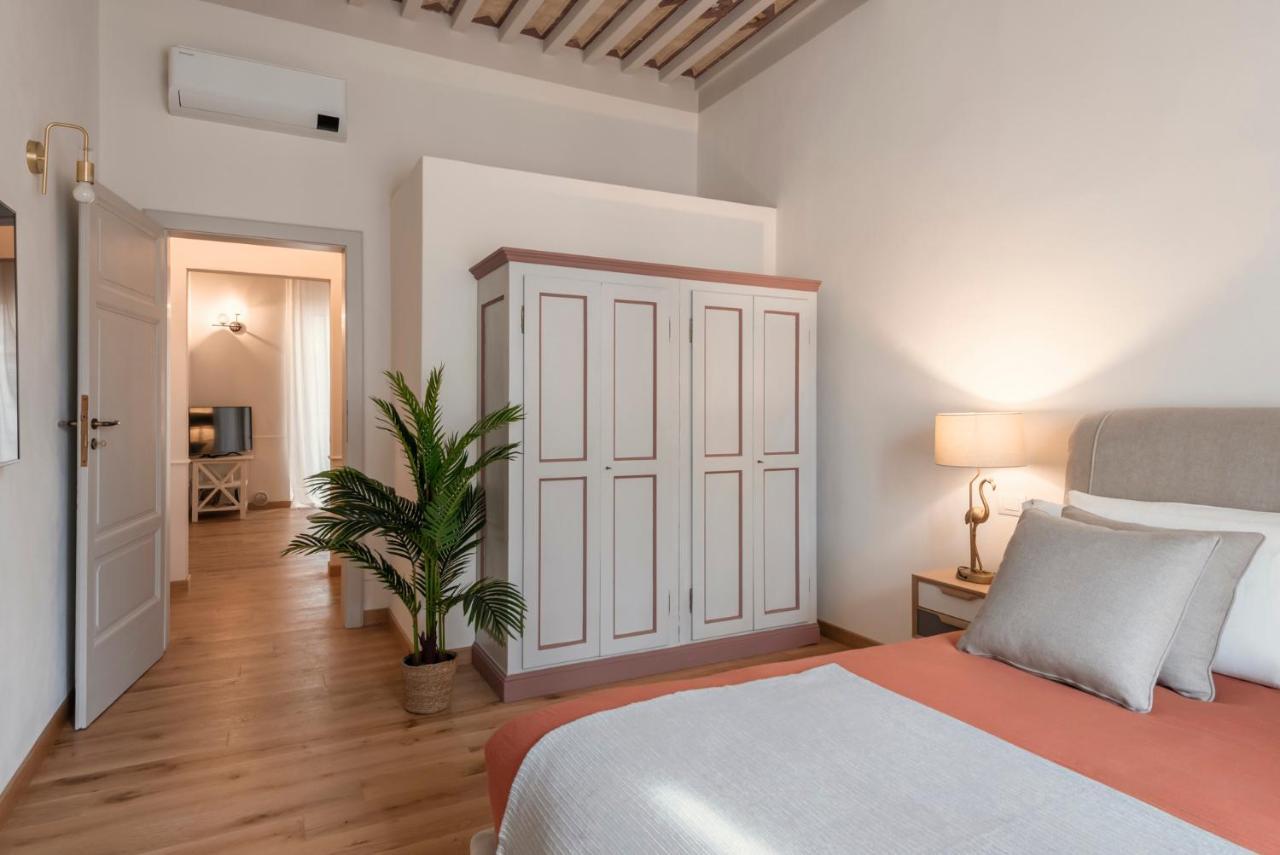Palazzo Degli Archi Apartment San Vincenzo Exterior photo